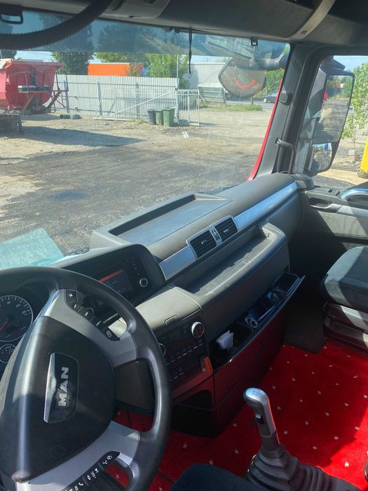 Cap tractor MAN TGX 28.440 cu macara 2013 Euro 5