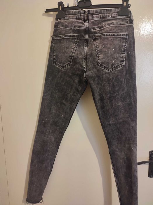 Blugi Zara Premium , damã, mãrimea S 36