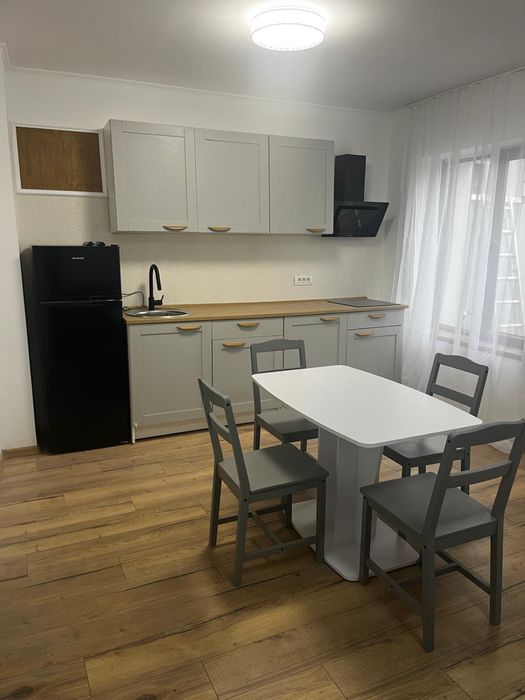 Apartament 3 camere la casa / casa individuala