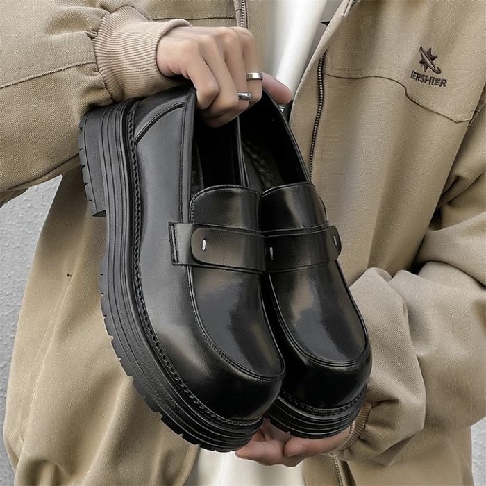 Кожаные туфли лоферы