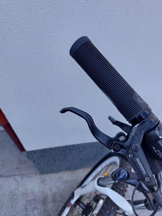 Bicicletă mountain bike pe 29" mărimea L