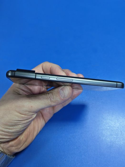 Google Pixel 8, 128 Гб.