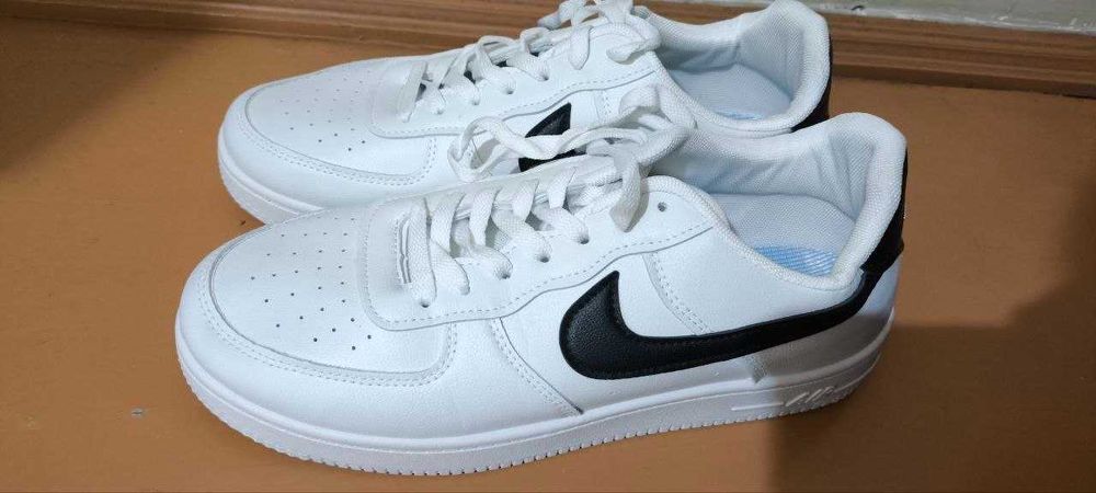 Кроссовки Air Force, размер 45 (новые)