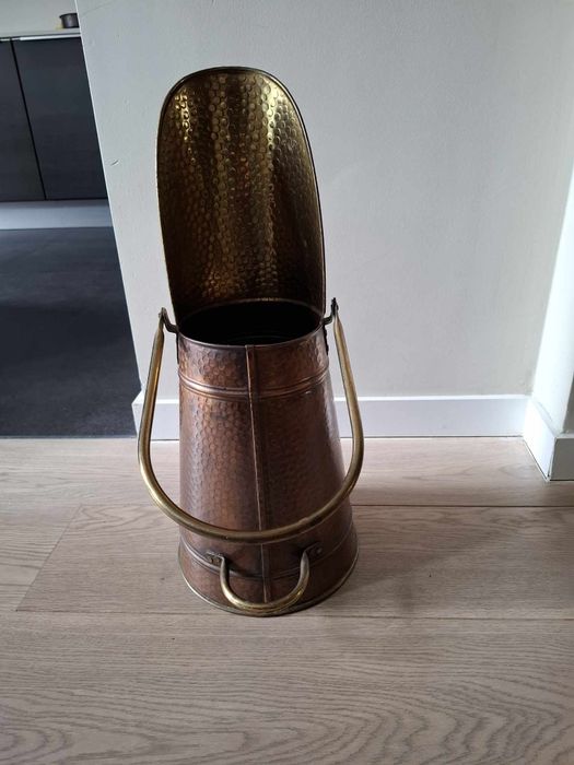 Меден съд за въглища