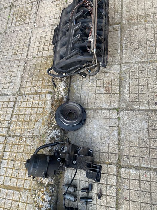 Капак клапани e46 320i