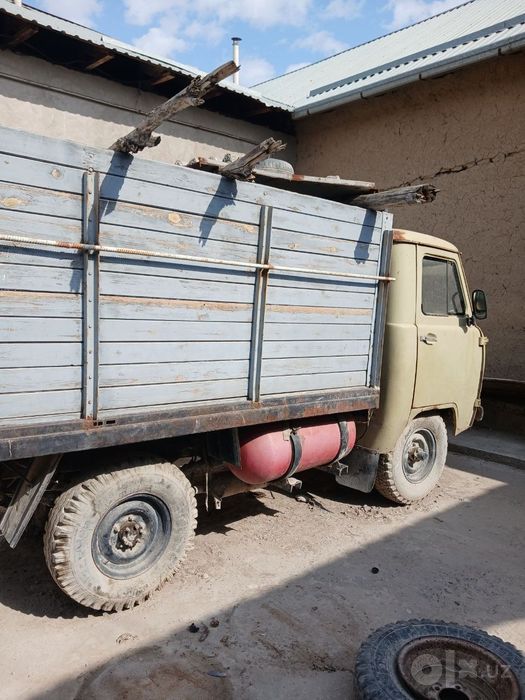 Uaz 3302 sotiladi