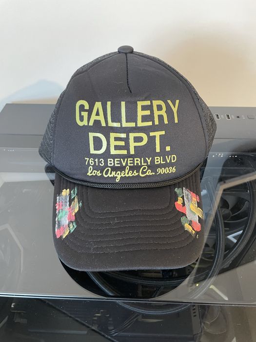 Șapca Gallery Dept.
