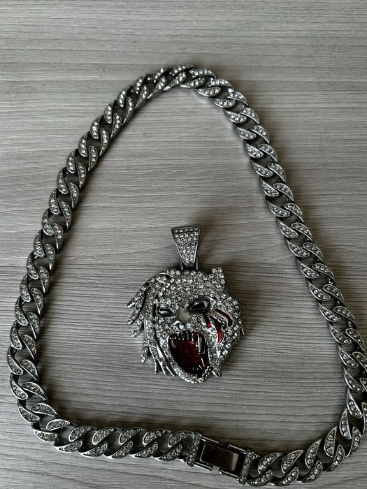 Продам цепь с подвеской