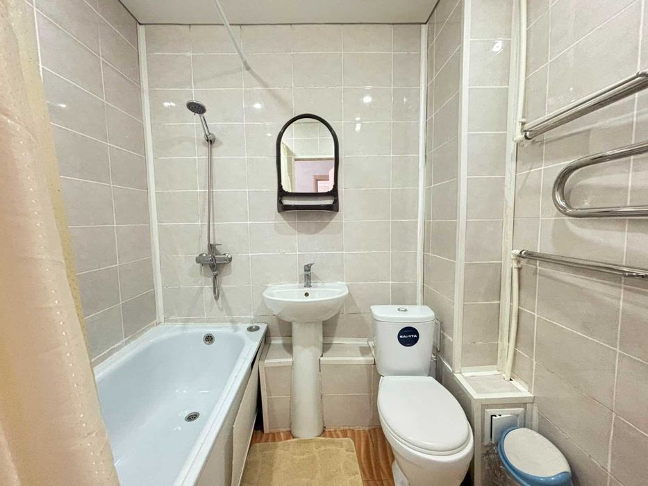 Продам 1 комн квартиру в районе Короны
