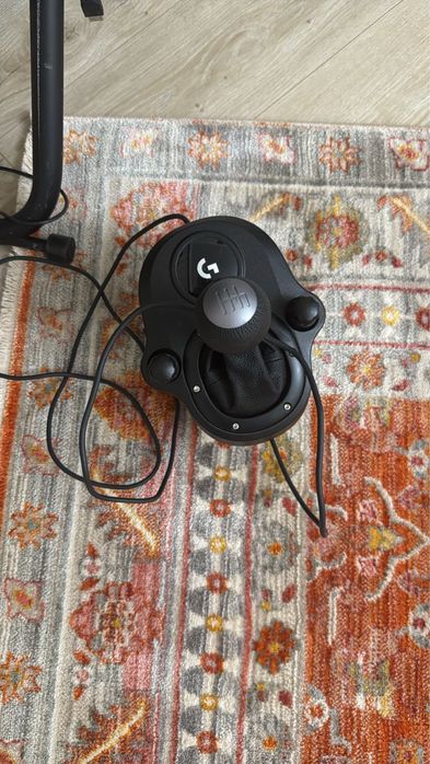 руль Logitech брал за 520к