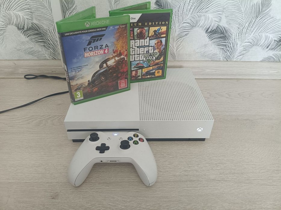 Продам xbox one S