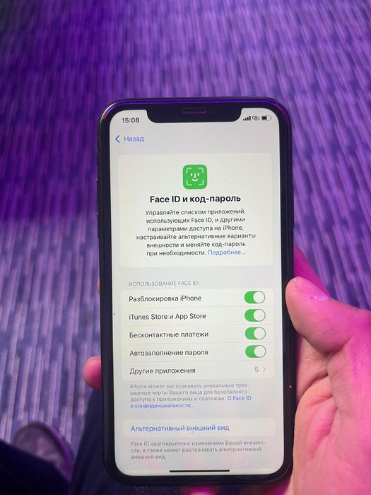 Продается айфон хр