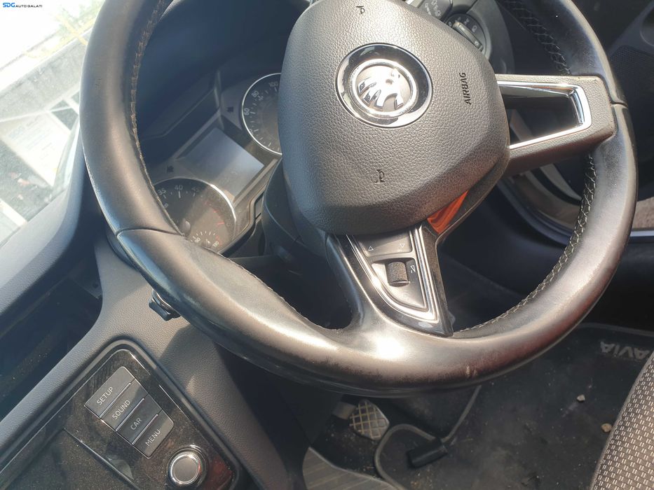 Volan 3 Spite cu Comenzi FARA Airbag cu Uzura Skoda Octavia 3 2013 - 2020 [K4758]