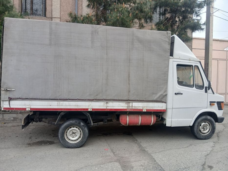 Мерс фургон юк мошина