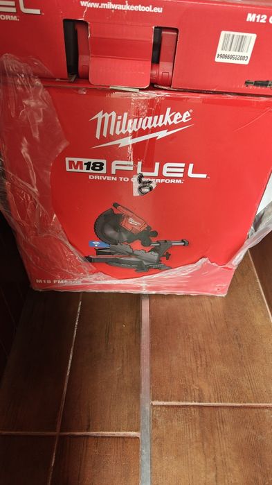 Circular staționar milwaukee m18 FMS 305