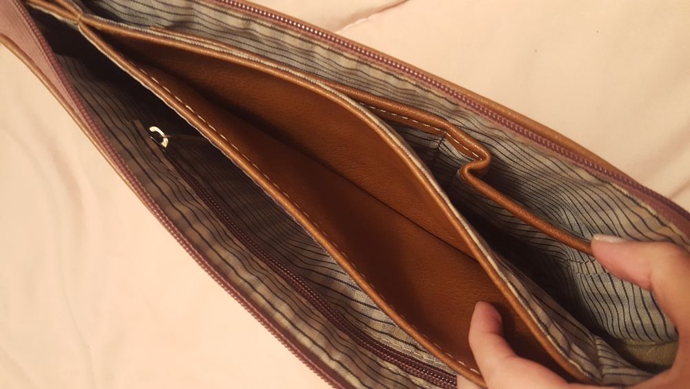 Кафява дамска чанта