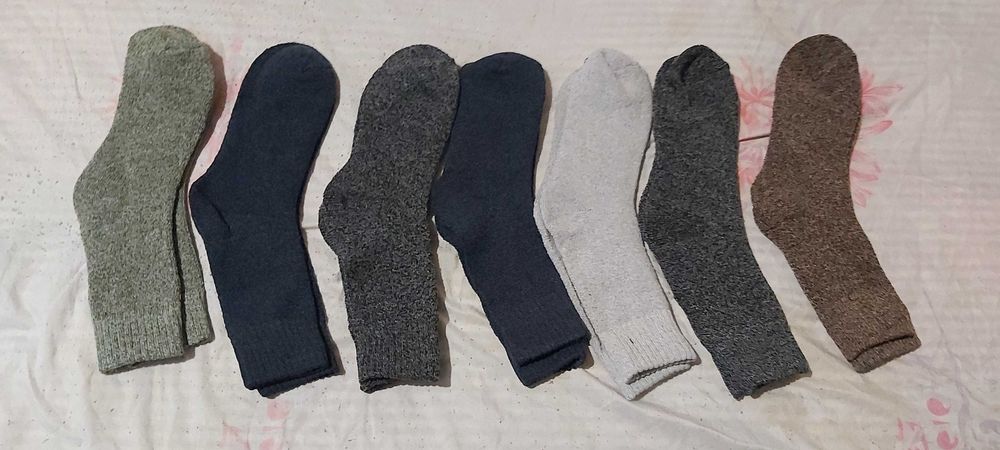 Продавам 7чифта мъжки зимни чорапи