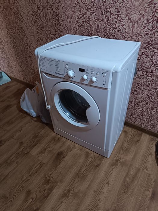 Indesit стиральная машина