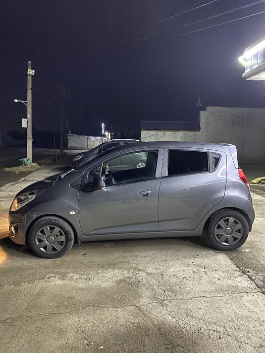 Spark sotiladi,kraska 100% tozza