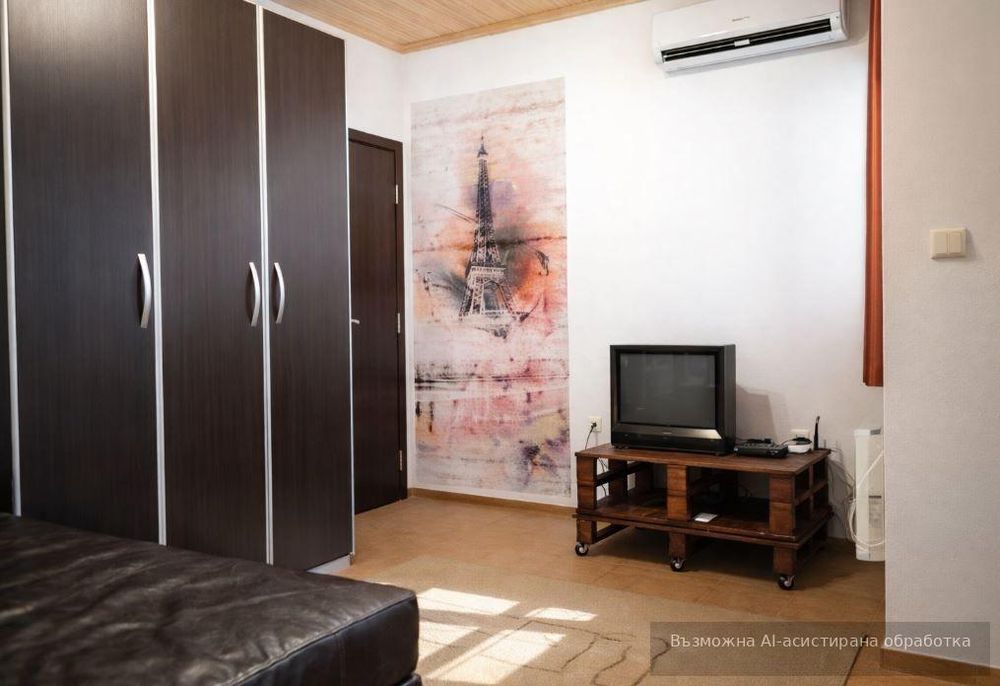 Дава се под наем Едностаен апартамент в Варна, Център - 25 кв.м за 323.85 € - Снимка #3