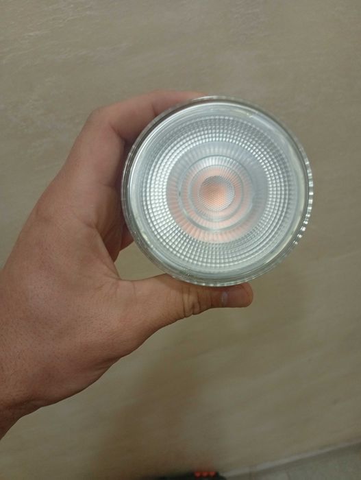 нова димируема LED крушка Philips E27 – 69 лв