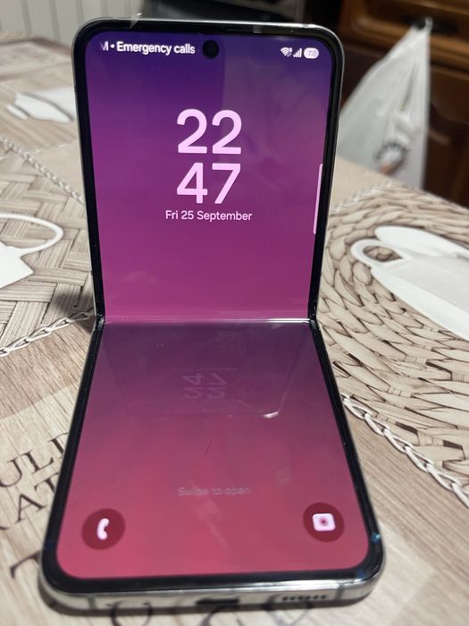 Samsung Z Flip 5