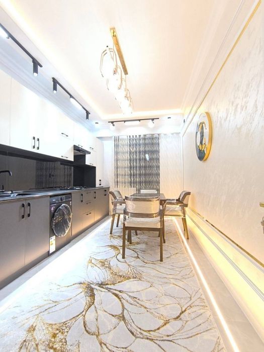 Gagarinda 3x xonali uy sotiladi! 2 ta balkon bezgluxoy! Savdosi bor.