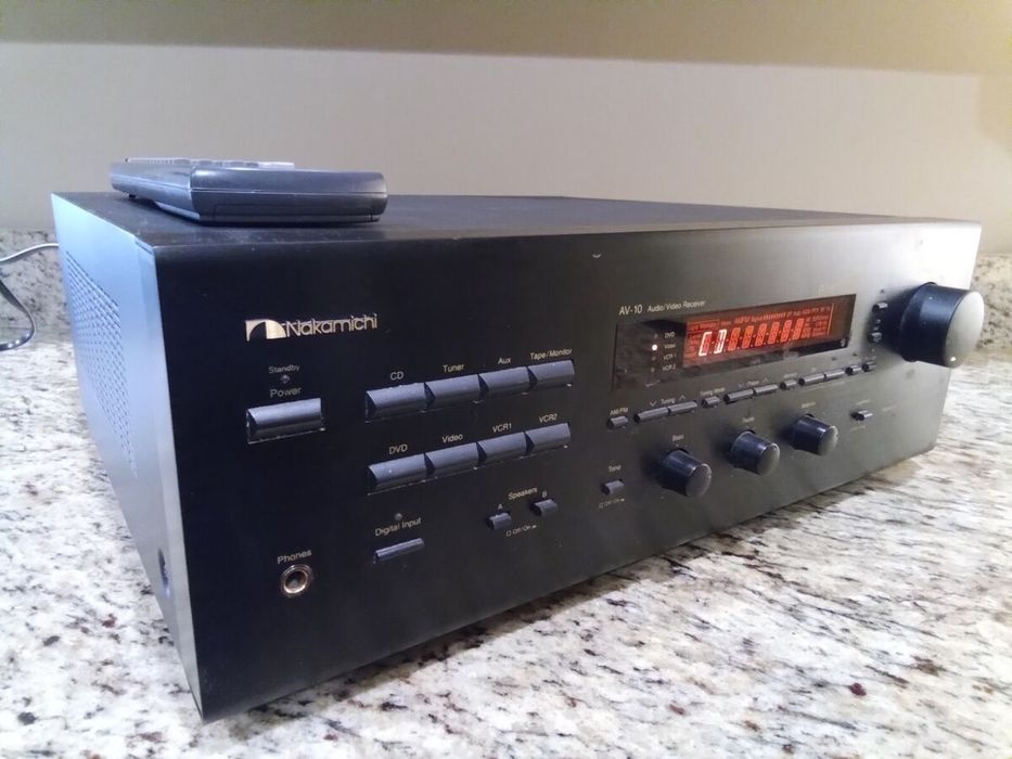 Nakamichi av 10 5+1