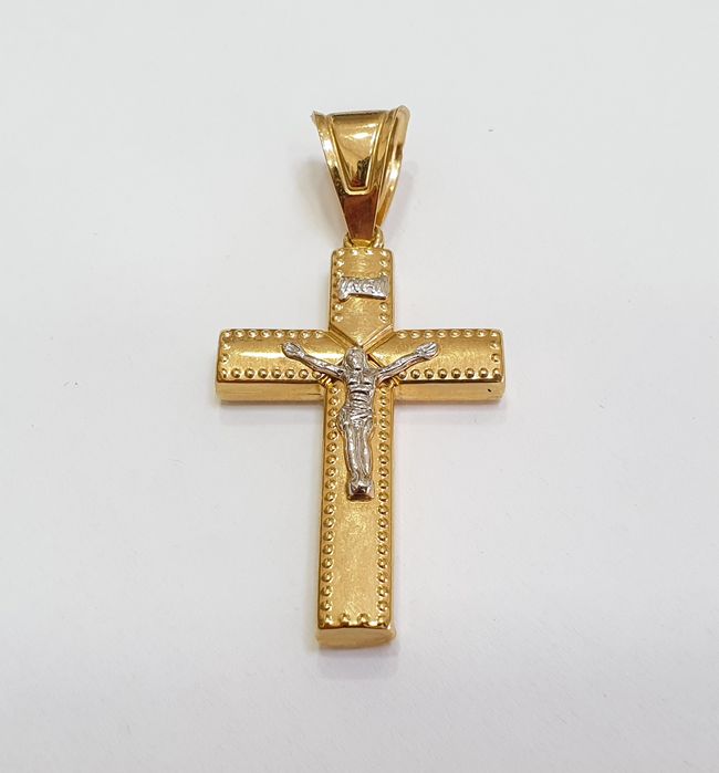 Pandantiv cruce din aur de 14K – 4,39 g