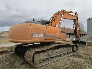 Dezmembrez excavator pe șenile Case CX210, CX240, CX225, CX200 – piese