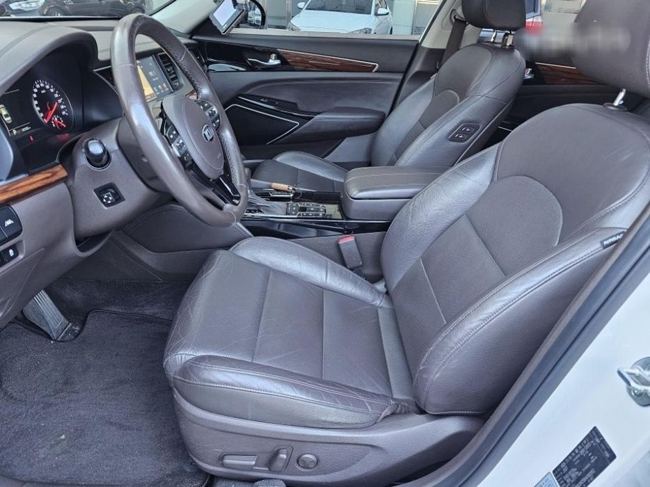 Kia K7 полная комплектация