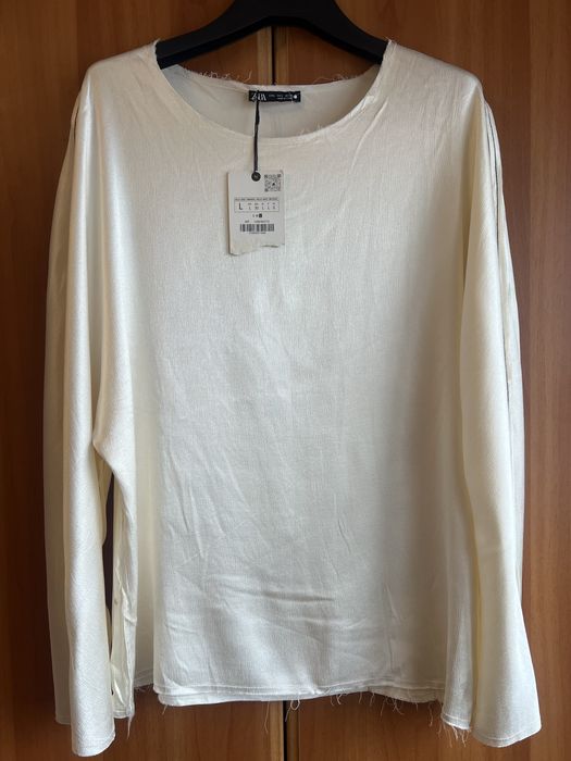 Bluza eleganta, noua, fina cu design neconventional