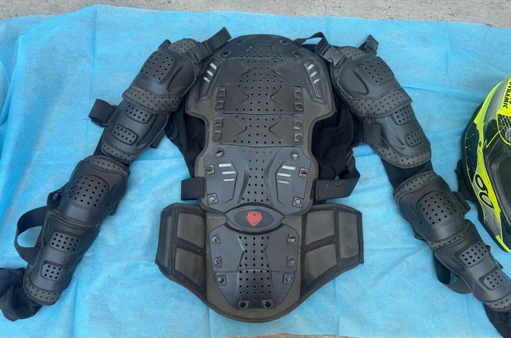 Мотонабор (черепашка, шлем и мотоботы)