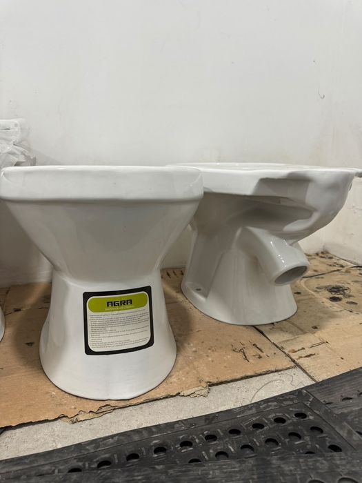 Унитаз новый продам