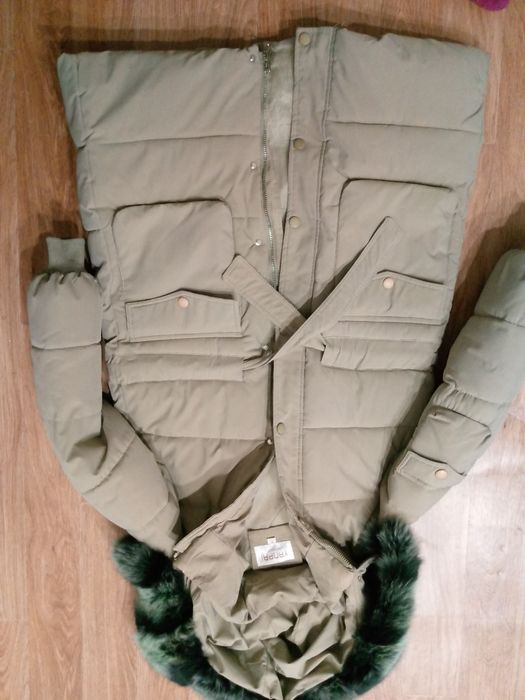 Продам зимнюю куртку