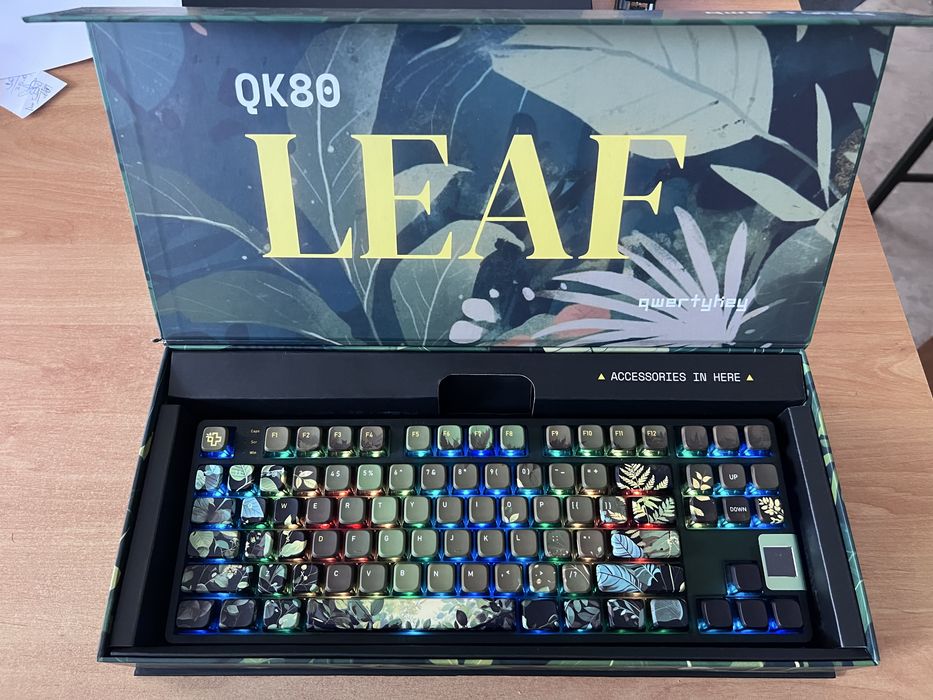 Tastatura mecanica QwertyKey k80 Leaf Verde