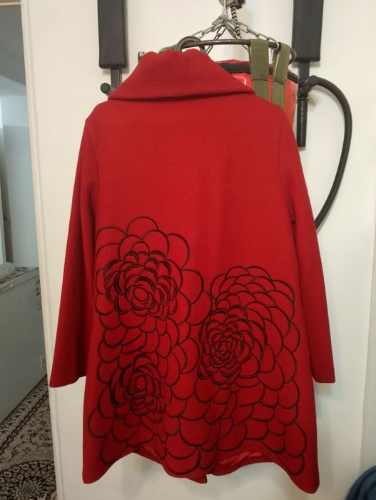 Женское осеннее пальто