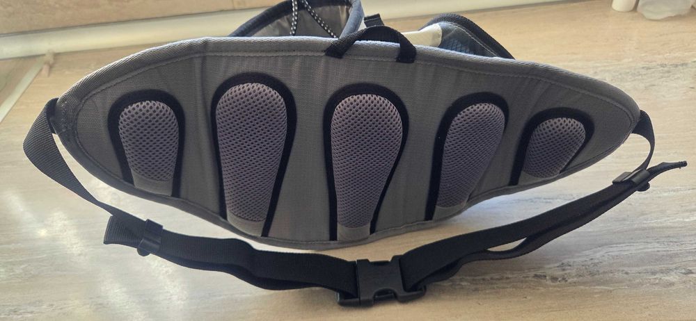 Deuter чантичка за кръста