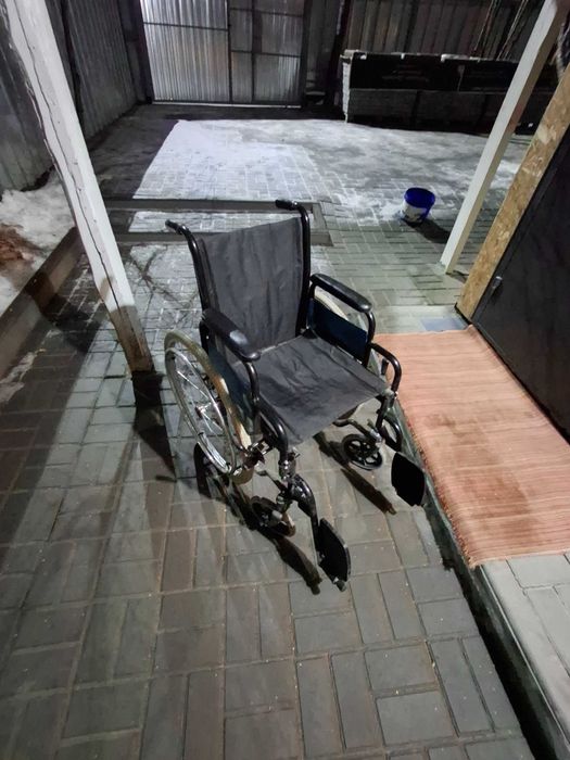 Инвалидное кресло - коляска