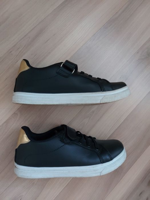 Кроссовки б/у для девочки, 30-31 размер