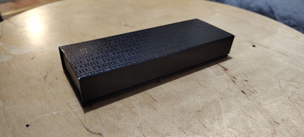 Оригинален комплект писалки GIANFRANCO FERRÉ – чисто нов