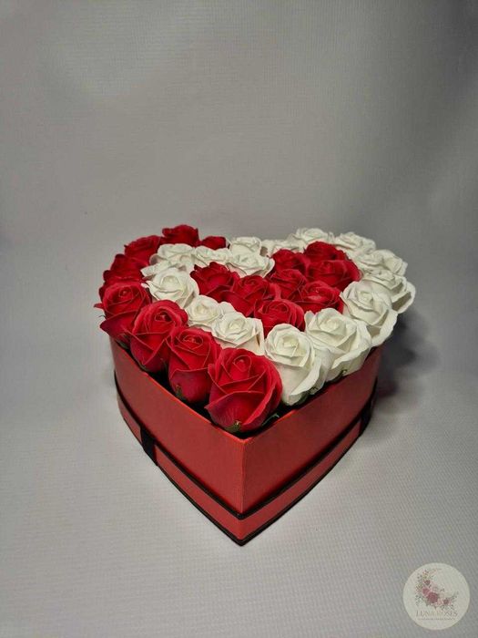 Trandafiri din sapun aranjament floral