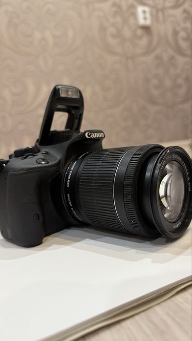 Продам Canon 100 d в полном комплекте