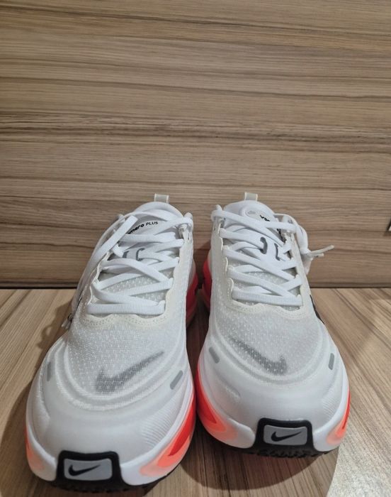 Nike vomero plus