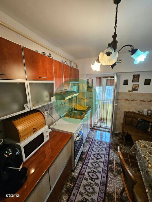 De Vânzare – Apartament Cu 3 Camere În Zona Bcr