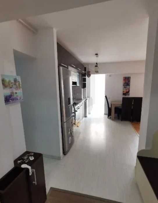 Дава се под наем Тристаен апартамент в Пловдив, Съдийски - 88 кв.м за 265.2 € - Снимка #3