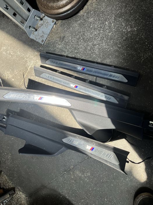 Вътрешни м лайстни бмв х5 г05 ( vytreshni m laistni bmw x5 g05 )
