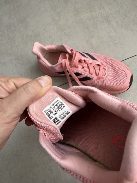 Кроссовки adidas bounce