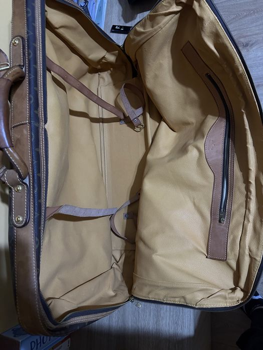 Пътна чанта на Louis Vuitton напълно оригинална