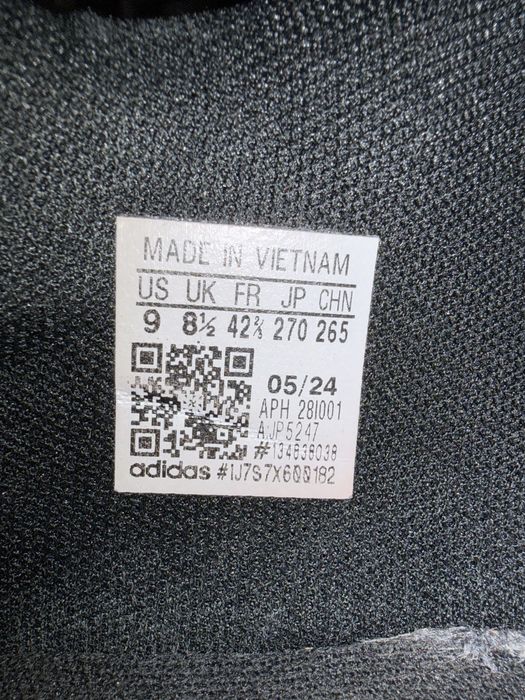 Vand Adidas tapid court low